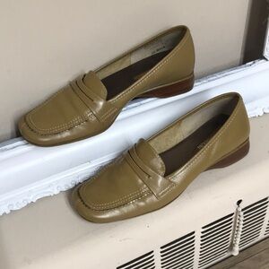 Enzo Angiolini vintage shoes